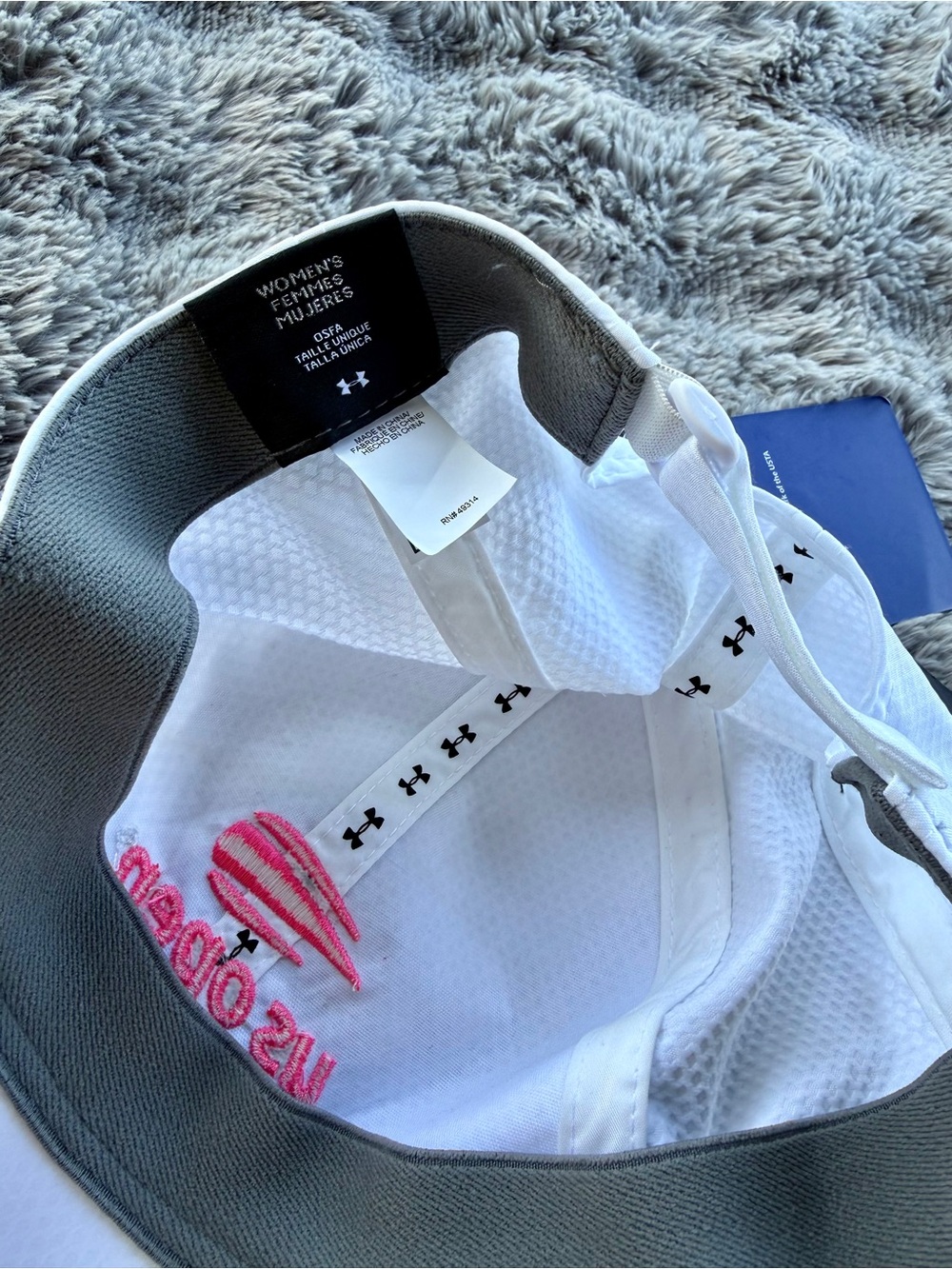 US Open Under Armour White Tennis Hat with Pink Logo - Picture 4 of 5